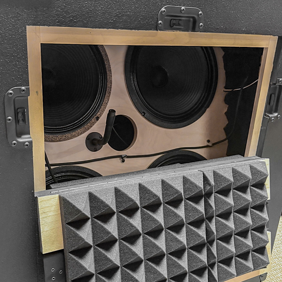 Mojotone Silent Fortress 4x12 ISO Cabinet