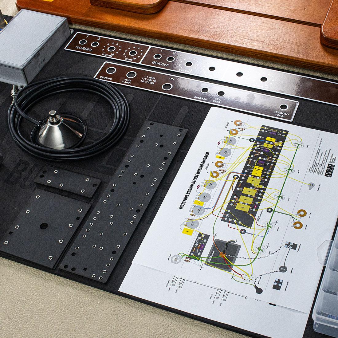 Brownface Deluxe® Style Guitar Tube Amp Kit